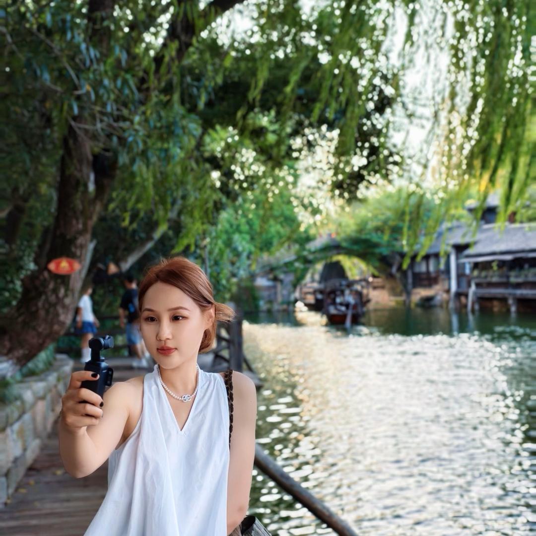 铁锈葡萄干，