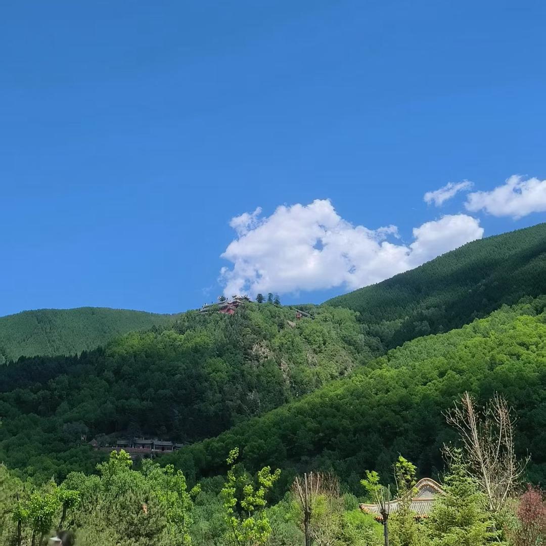 野三坡导游发财娇