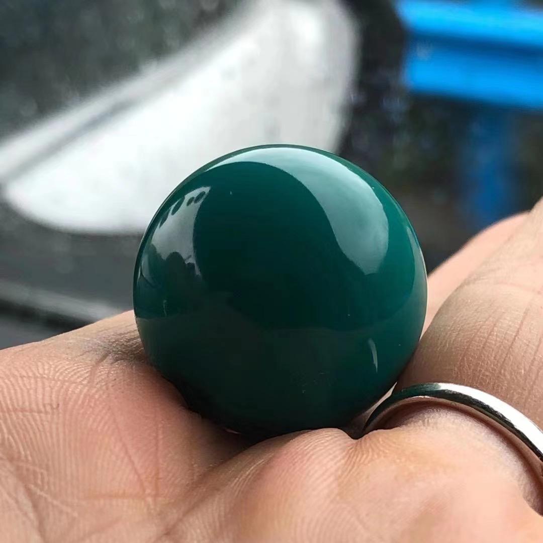 绿松石科技创始人（永不反白）