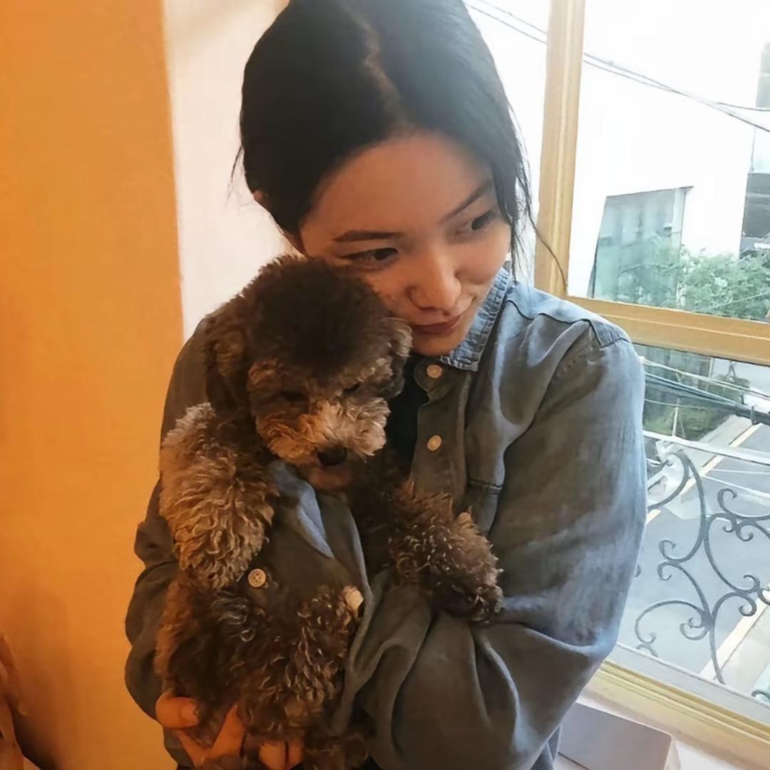 我懒得睡了