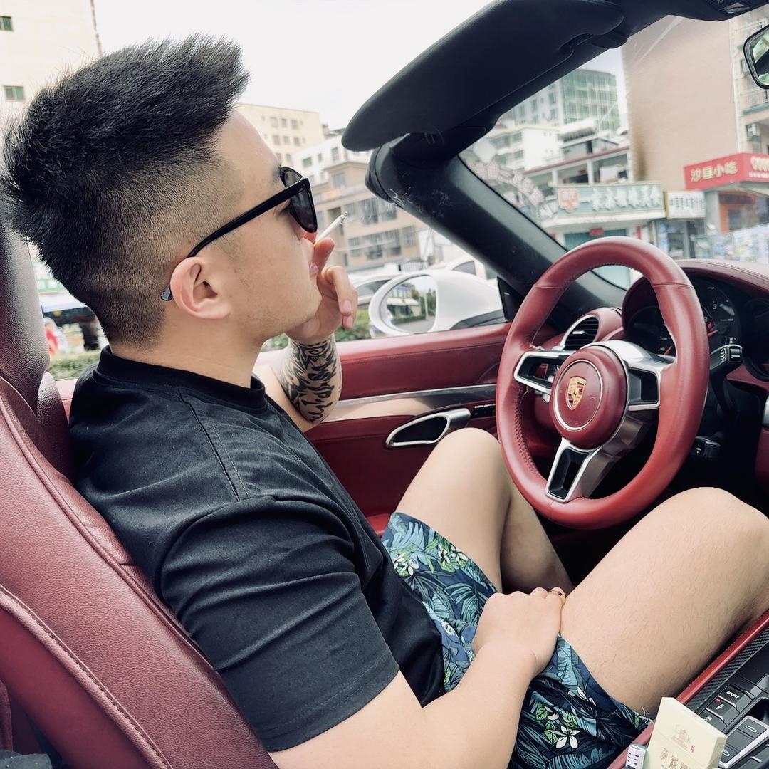 搞事的陈老板