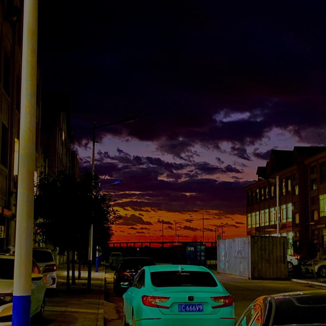 张总潮牌轻奢服饰