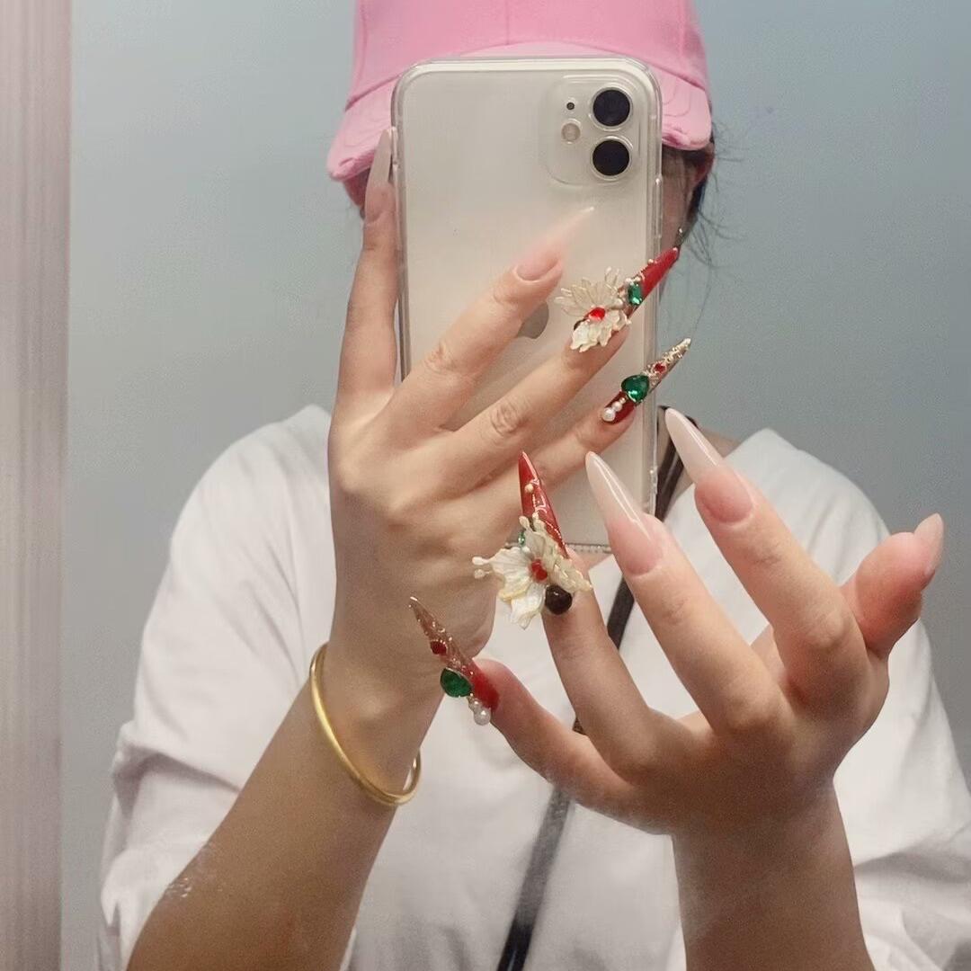 小默默美甲坊