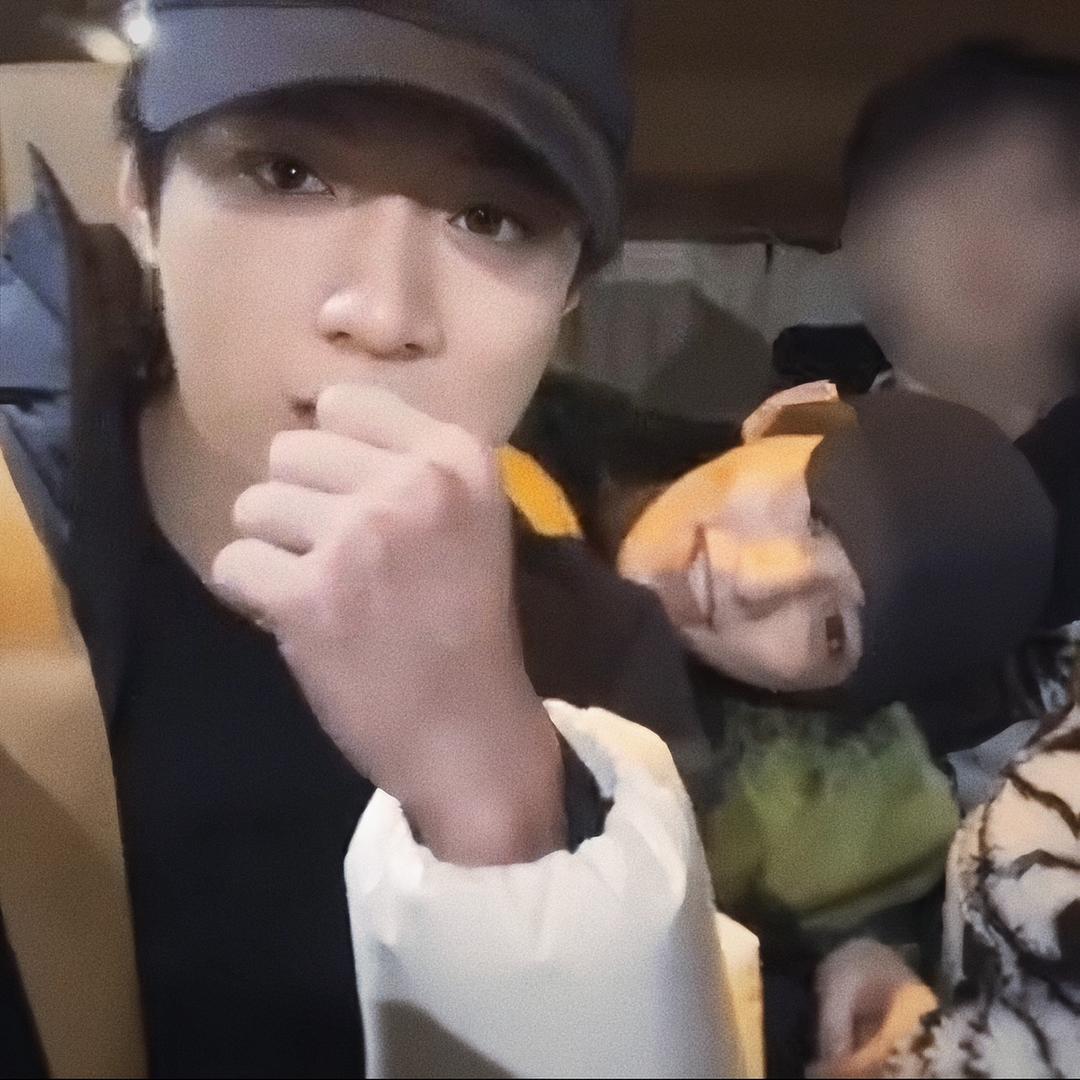 盆盆吃药丸
