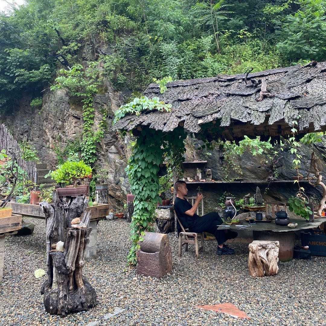 山人盆景园
