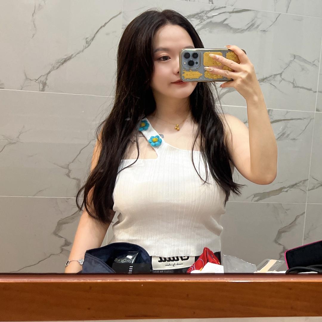 🎀爱画画の小胖纸麻麻👑