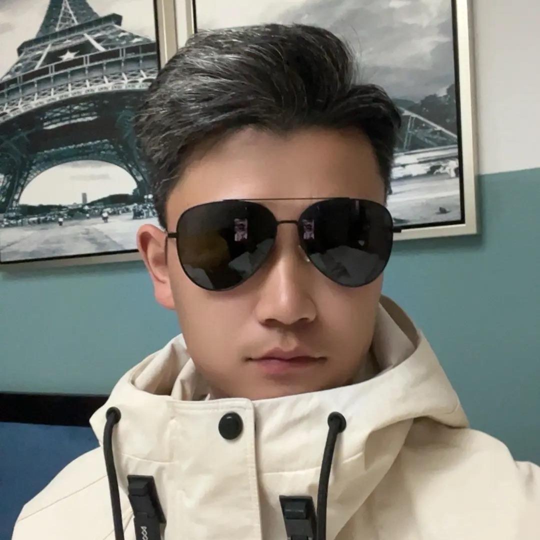 福三岁