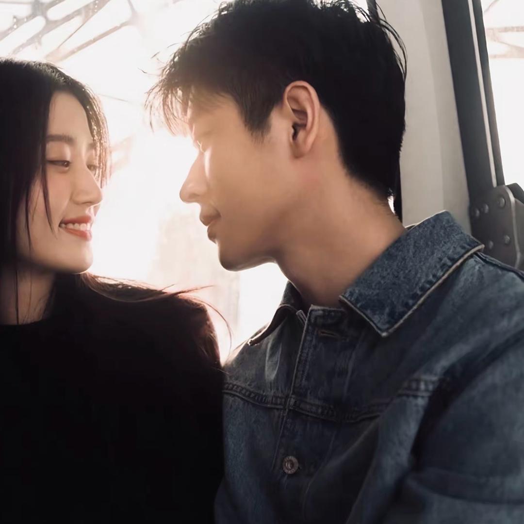 𓆡𓆝𓆟𓆜𓆞: