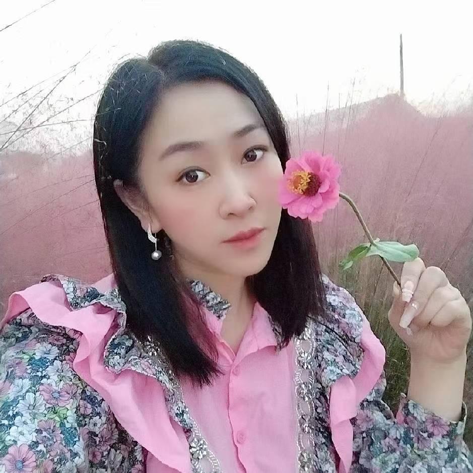 苏州爱车会精品二手车俱乐部～小语