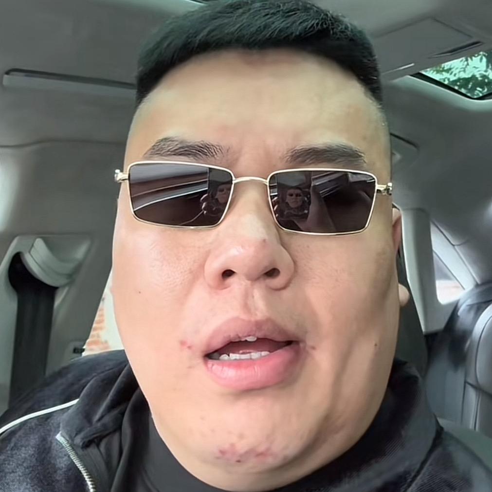 AAA建材批发王哥