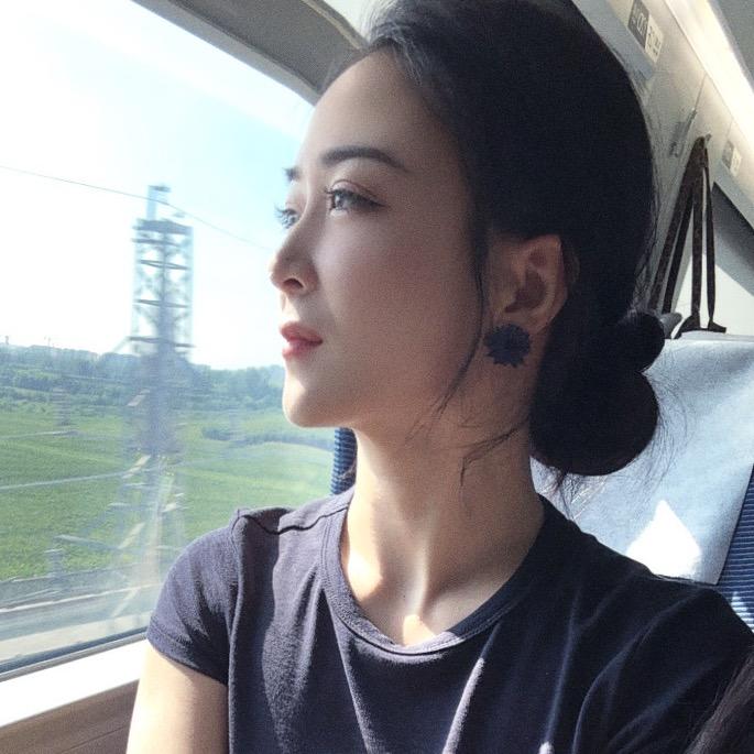 防疫站对面——小满意