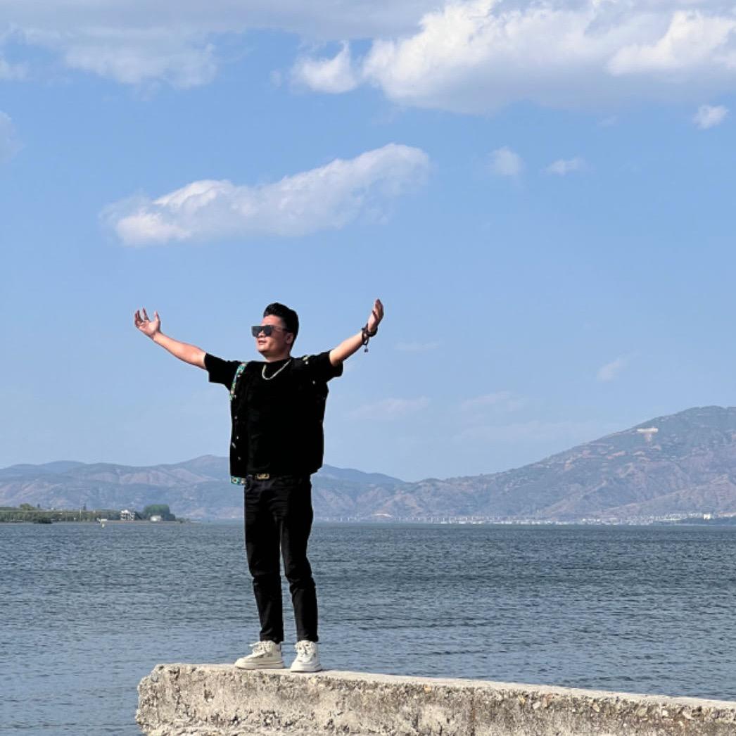 赣跃马术俱乐部。石头