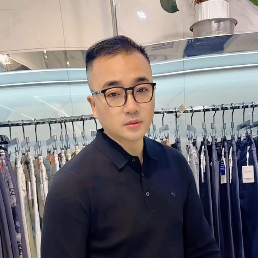 限量版国际名品（阜阳市颖州中路88号）