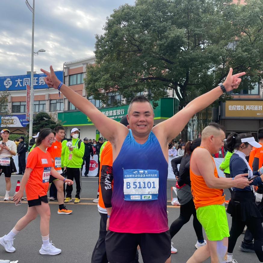 大胖卖猪肉小哥