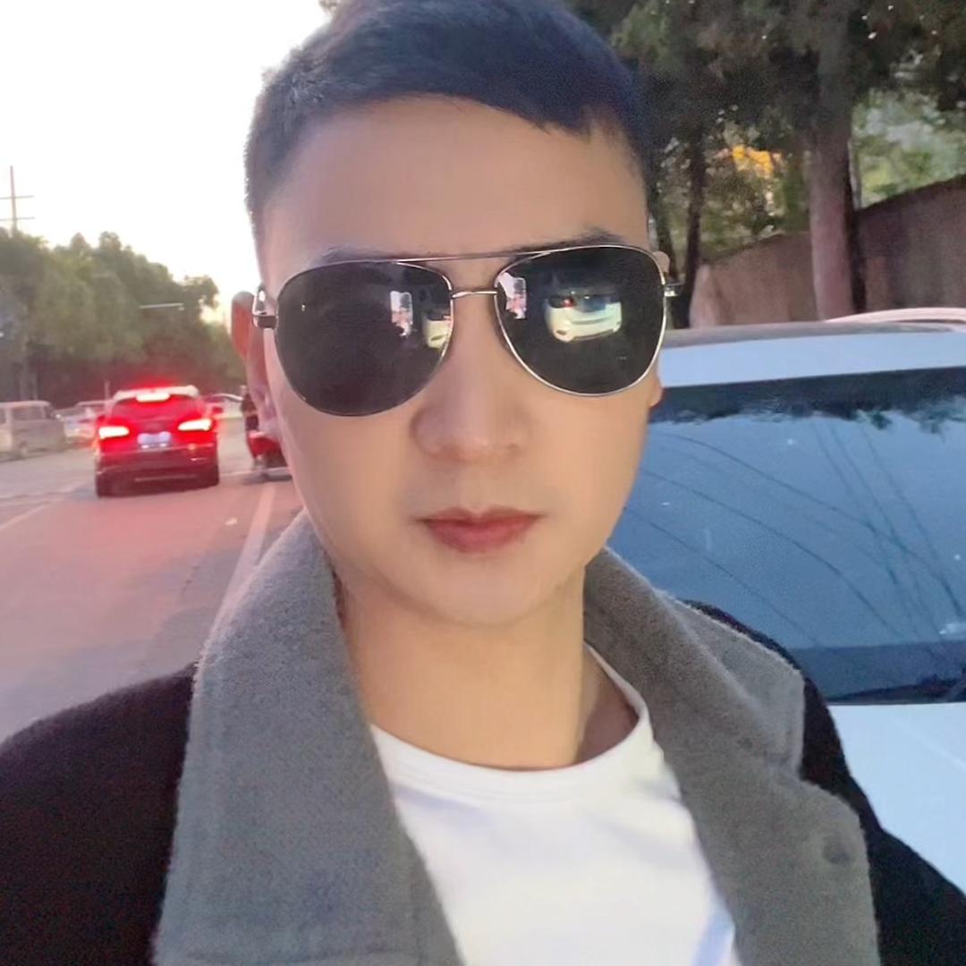 回收二手手机，相机，音响，电脑，高价收购