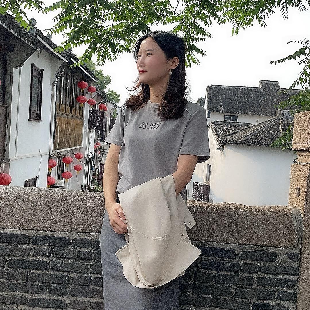 做调肤祛斑的彭楠