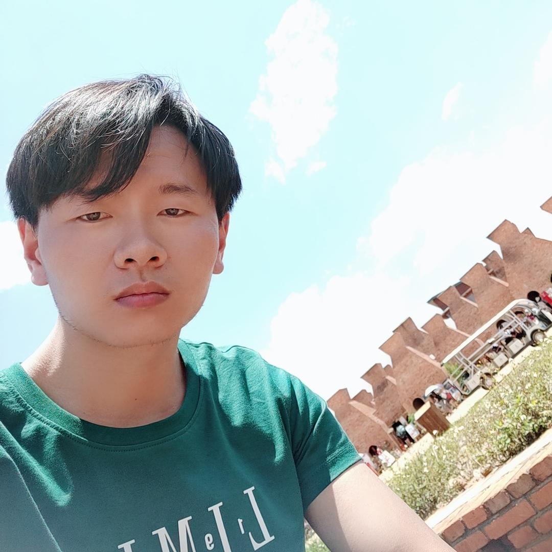 周zi弟