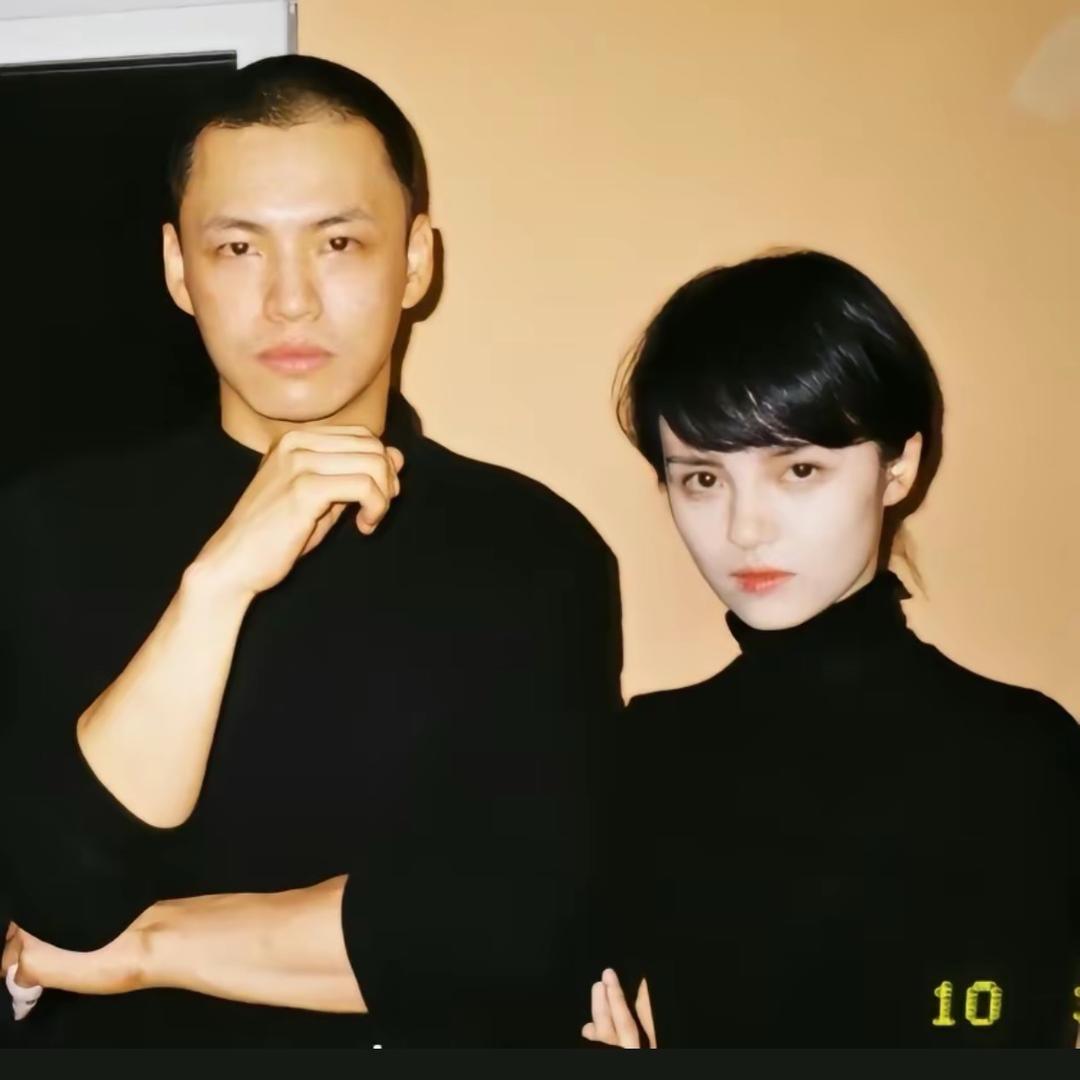 张政·