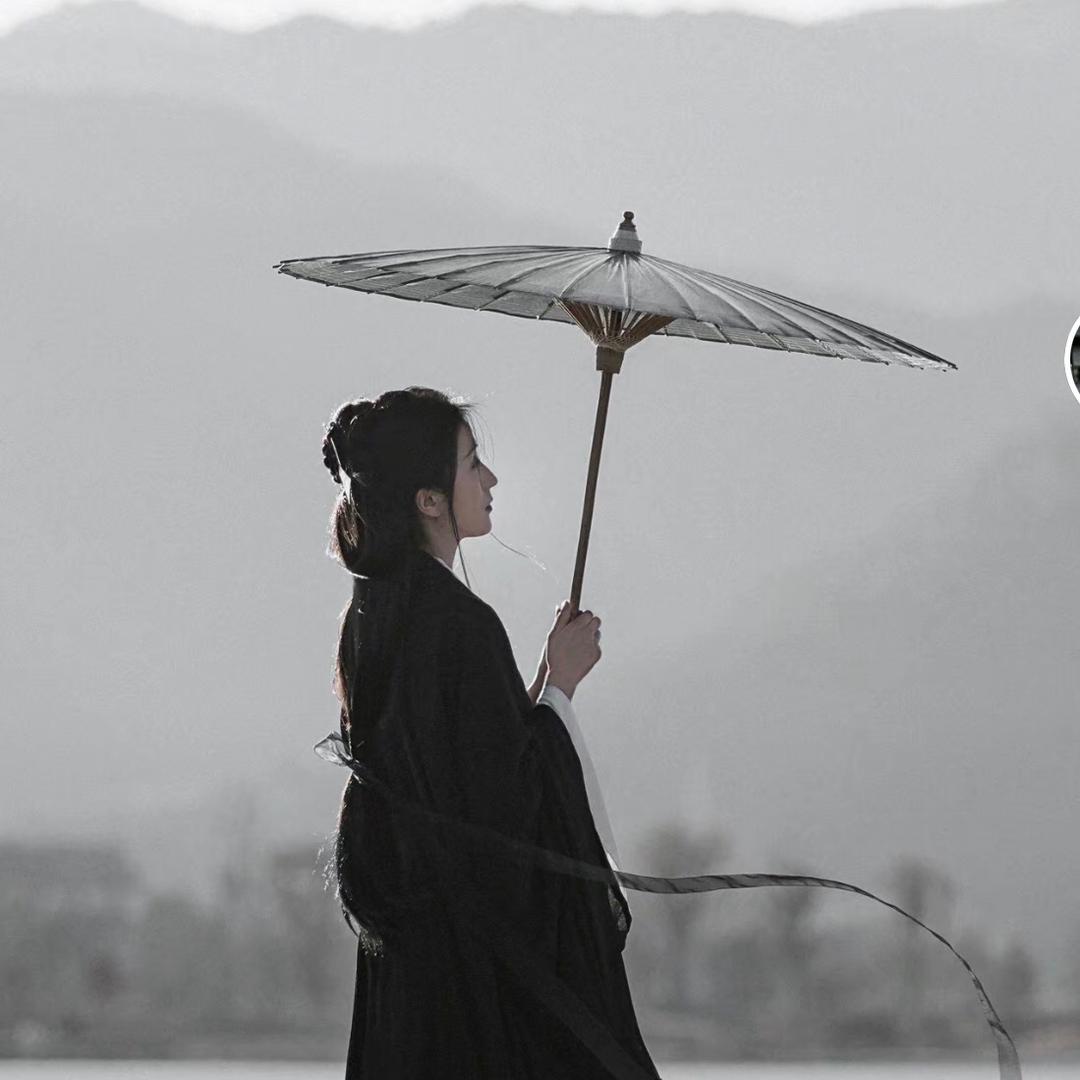 明月时时有