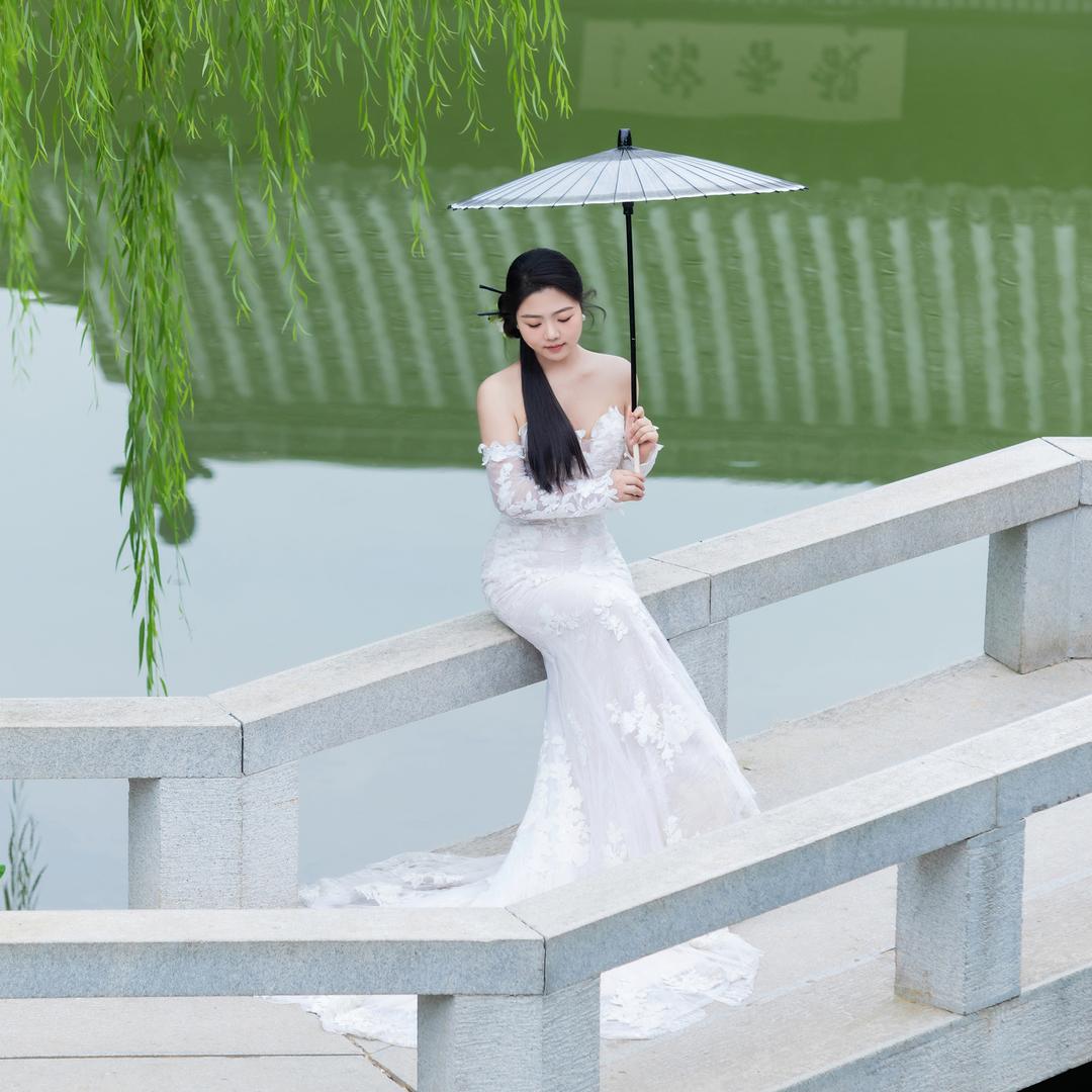 娜娜书法