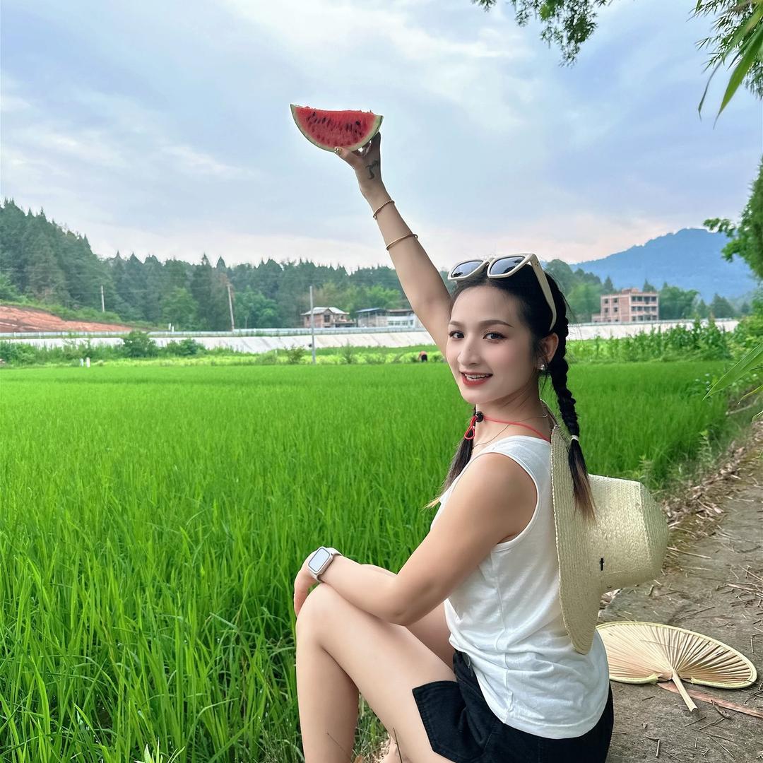 何小姐的春夏秋冬