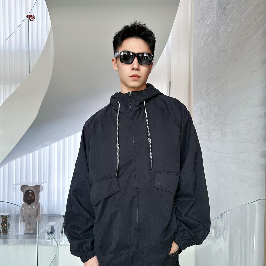 Heli禾立男装工作室