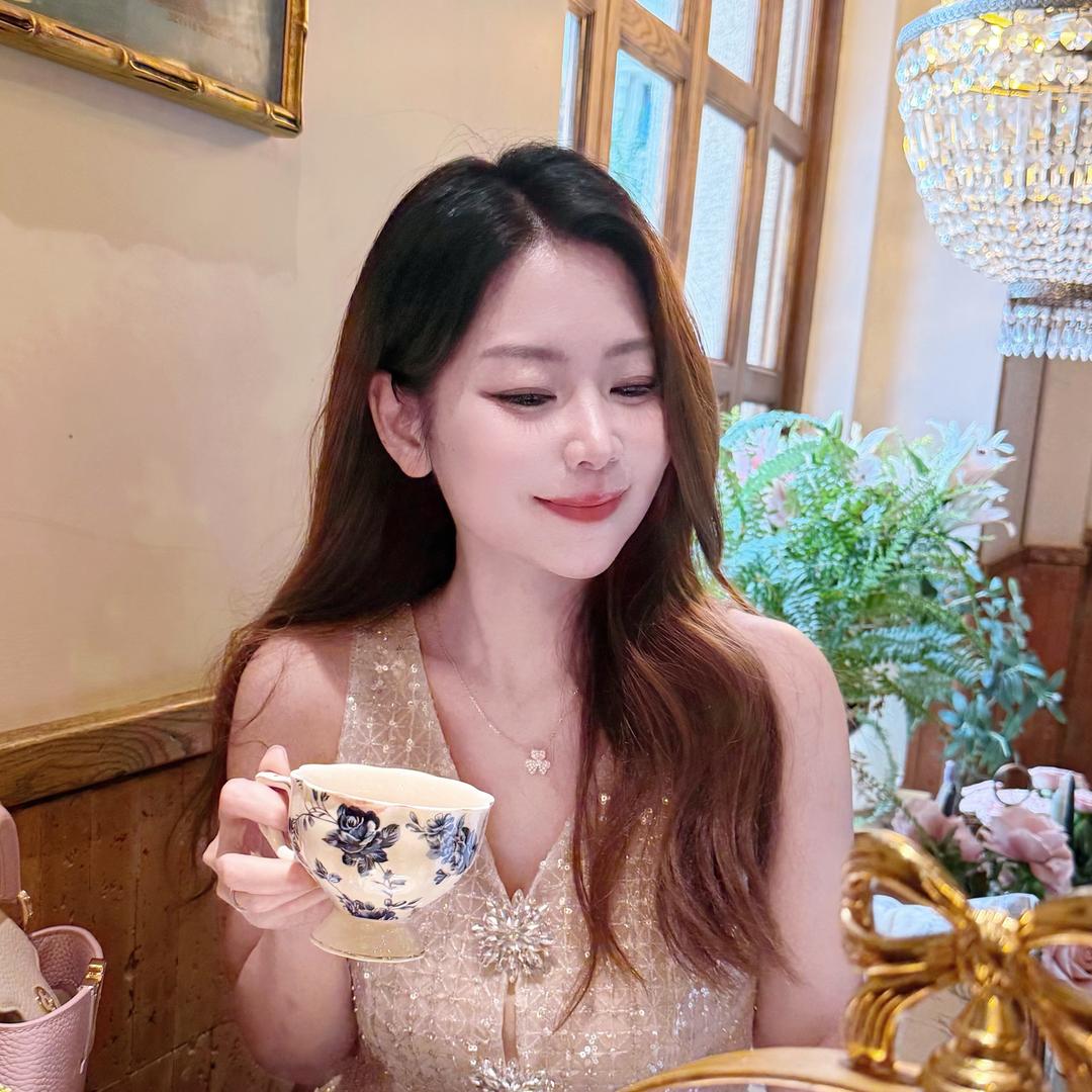 小鸡腿的兔兔🍗