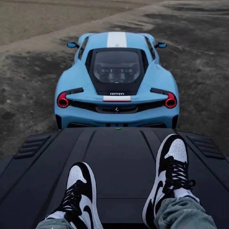 偷看你一秒（接单）