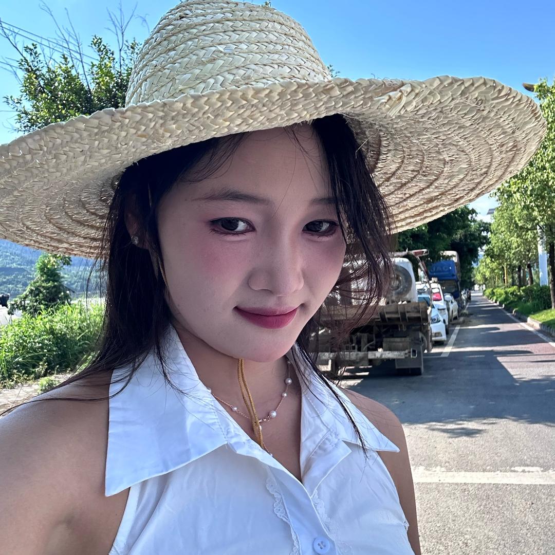 不是美女