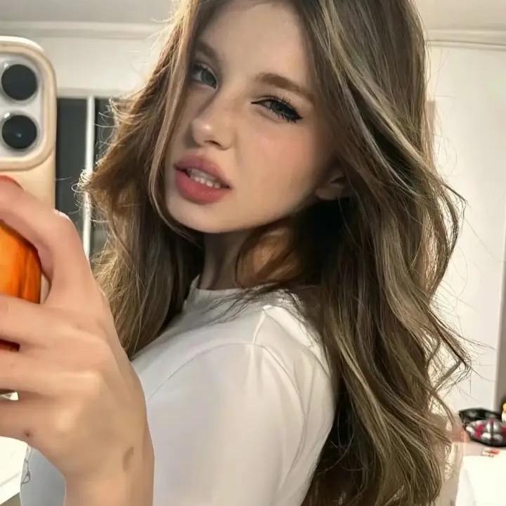 y-Like-Money