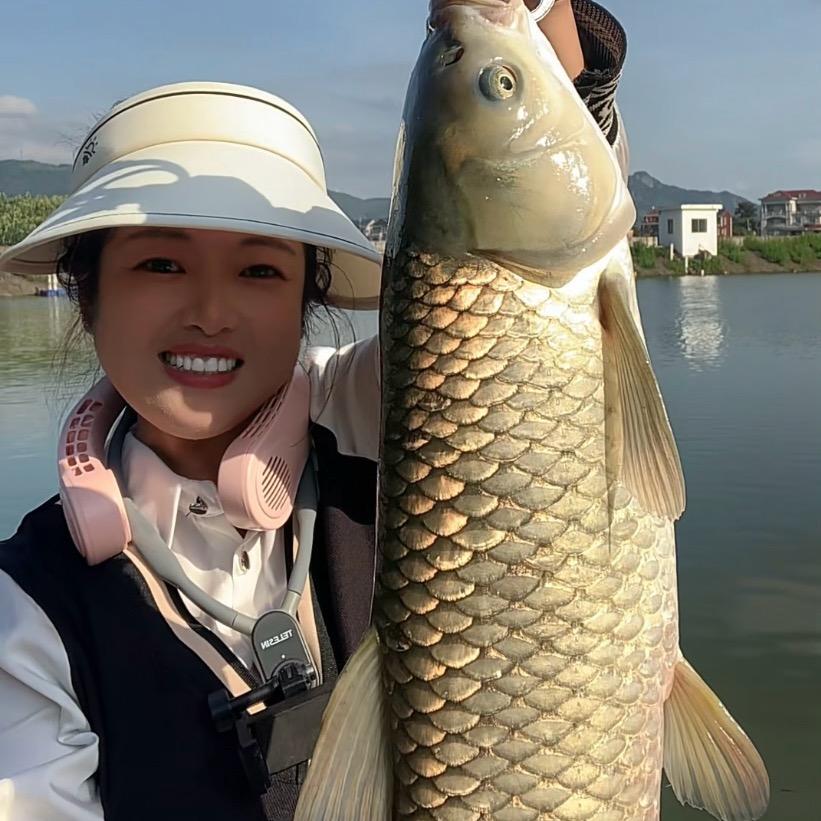 米粒爱钓鱼