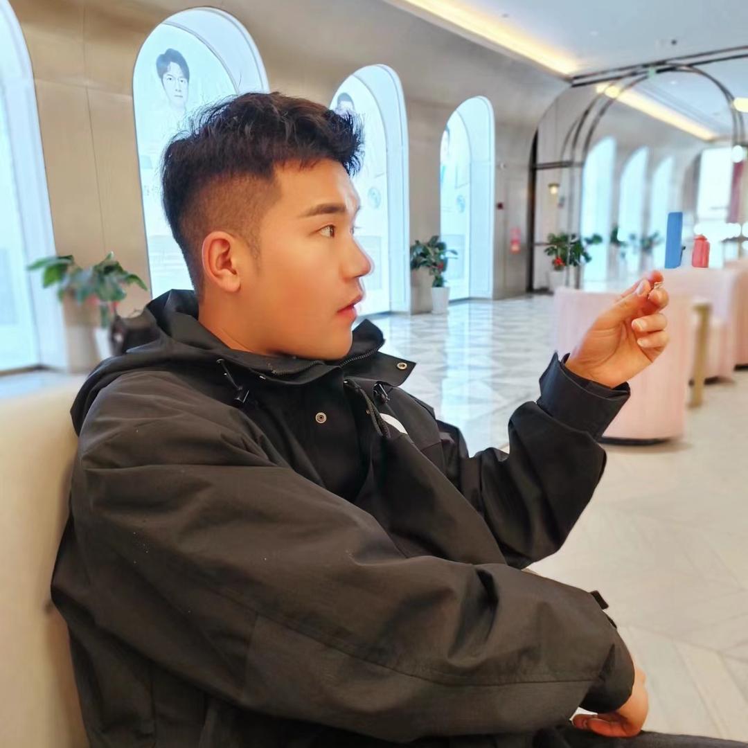 深情琳的浩浩