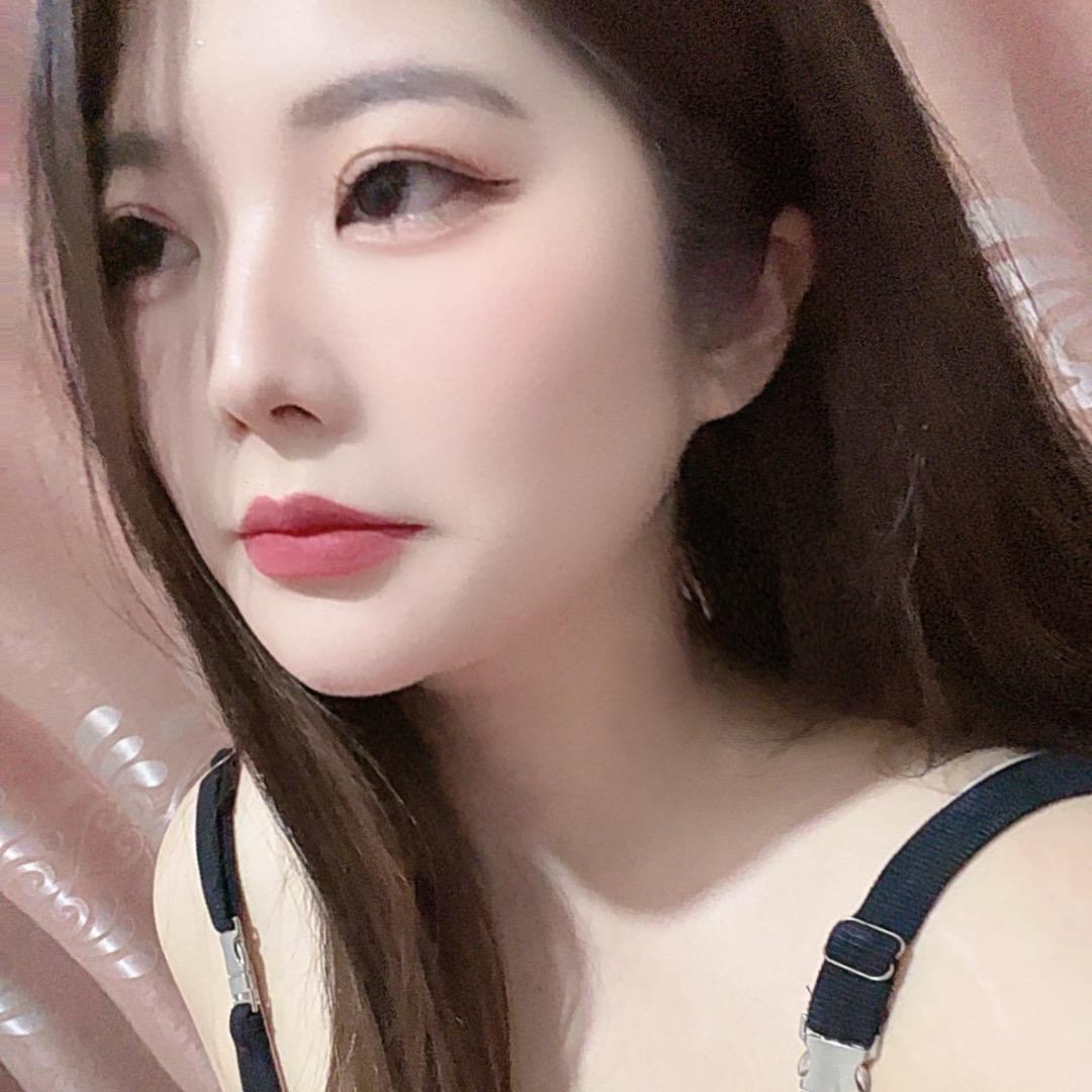 多肉妹妹👄👄