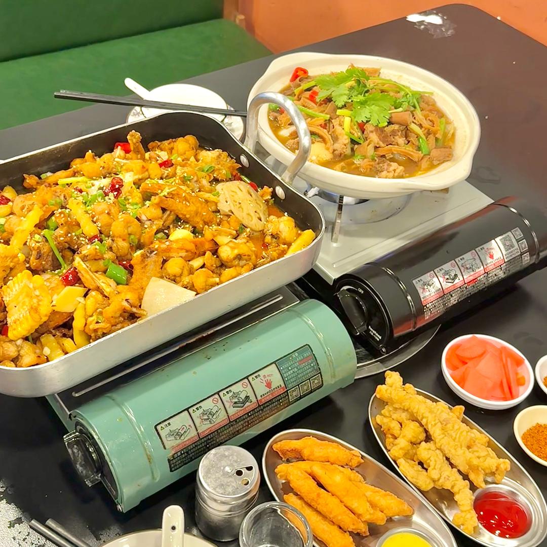 五味馆和平店(牛蛙鸡煲凤爪酸菜鱼)