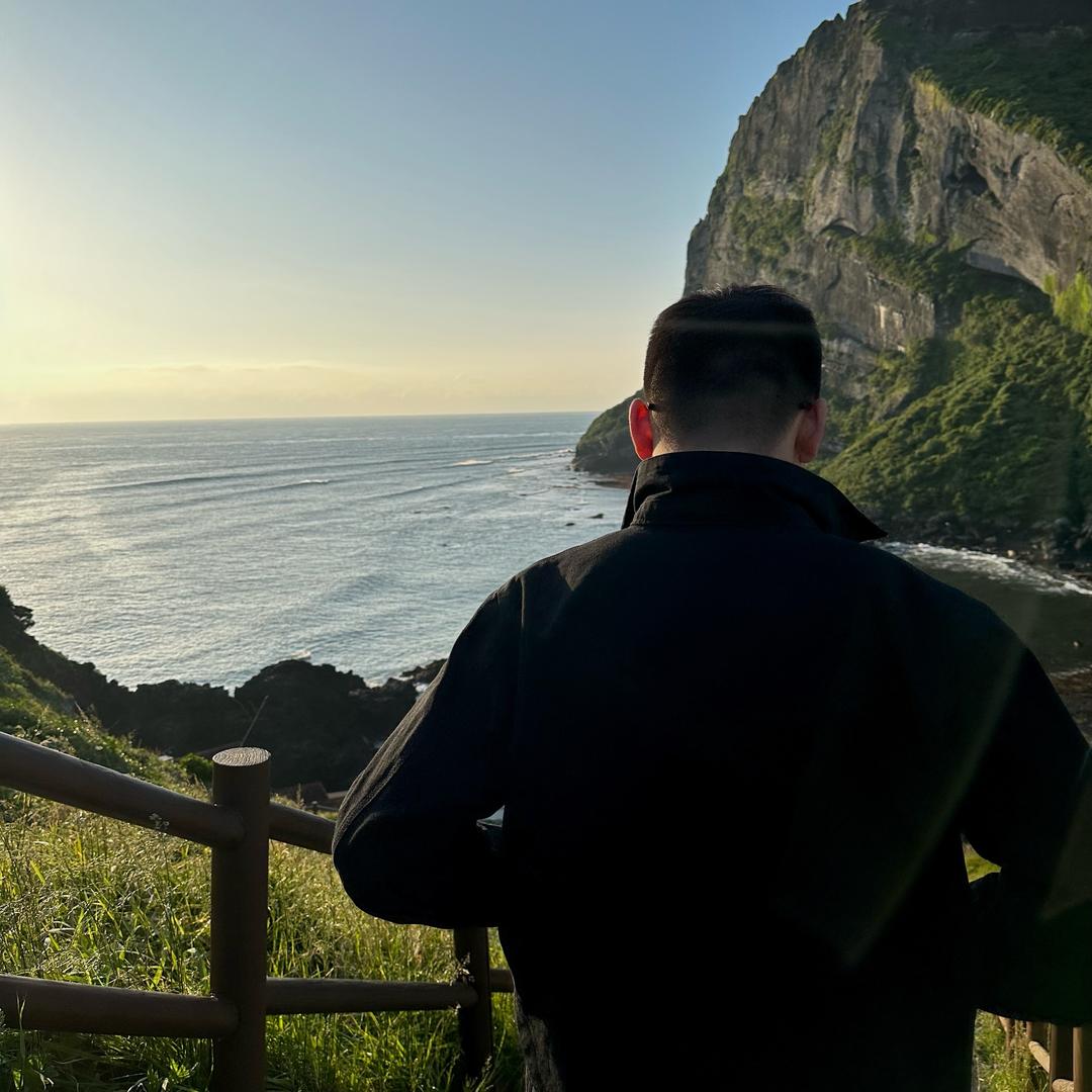 云ㅤㅤ      ㅤ       ㅤ