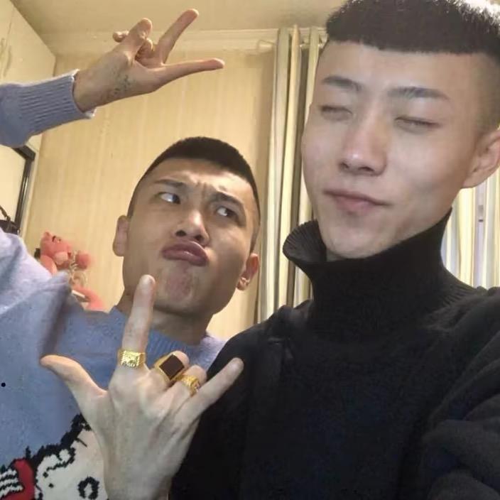 半夜睡醒打峻熙