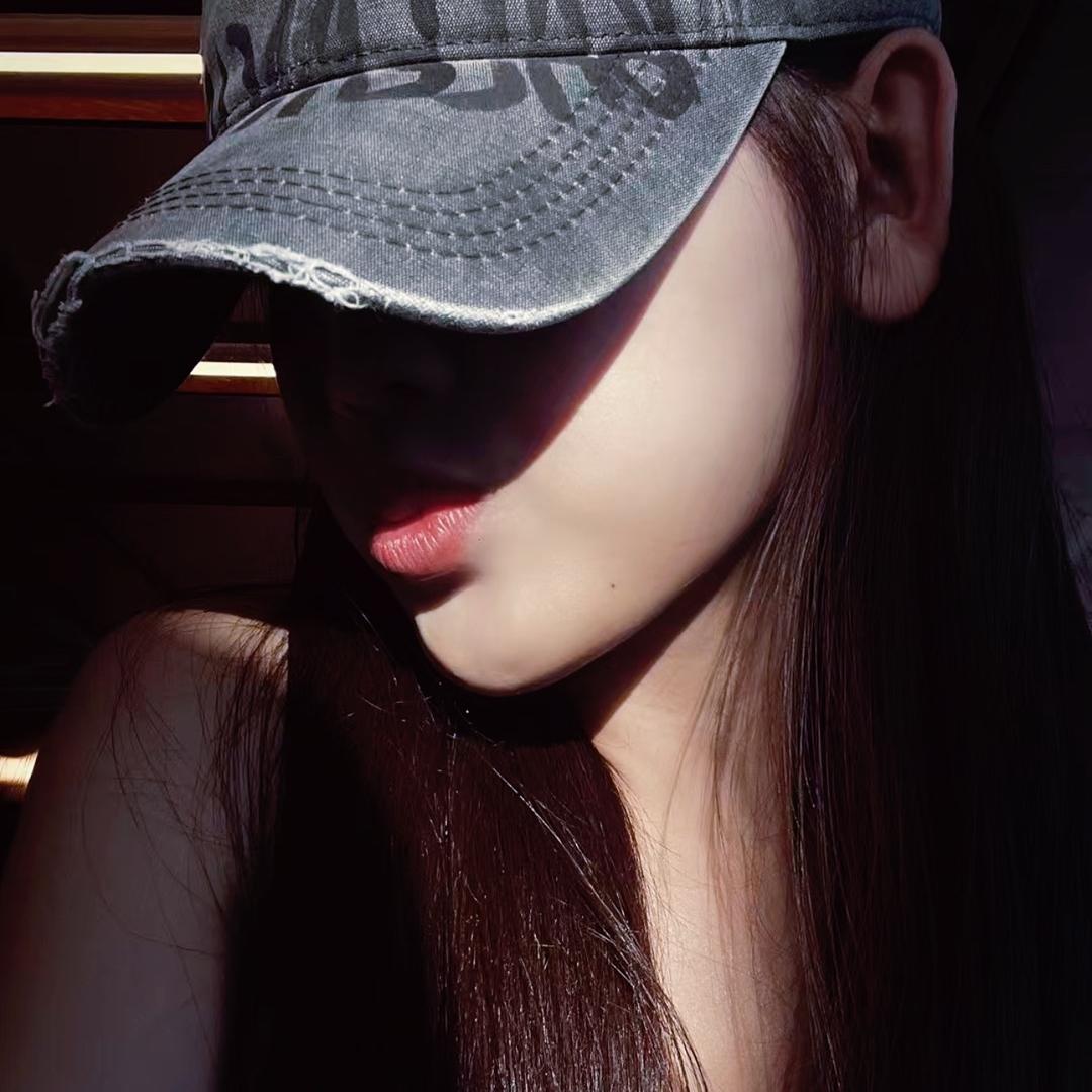 🌊小央金的大耳垂🎙️