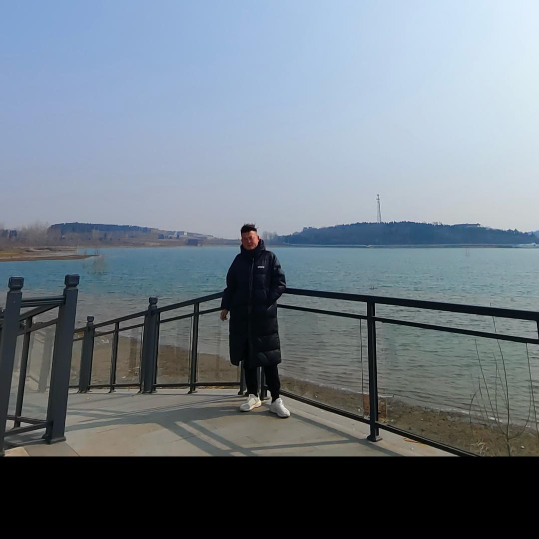 晓阳，