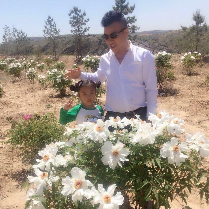 YL心中有梦闯天下