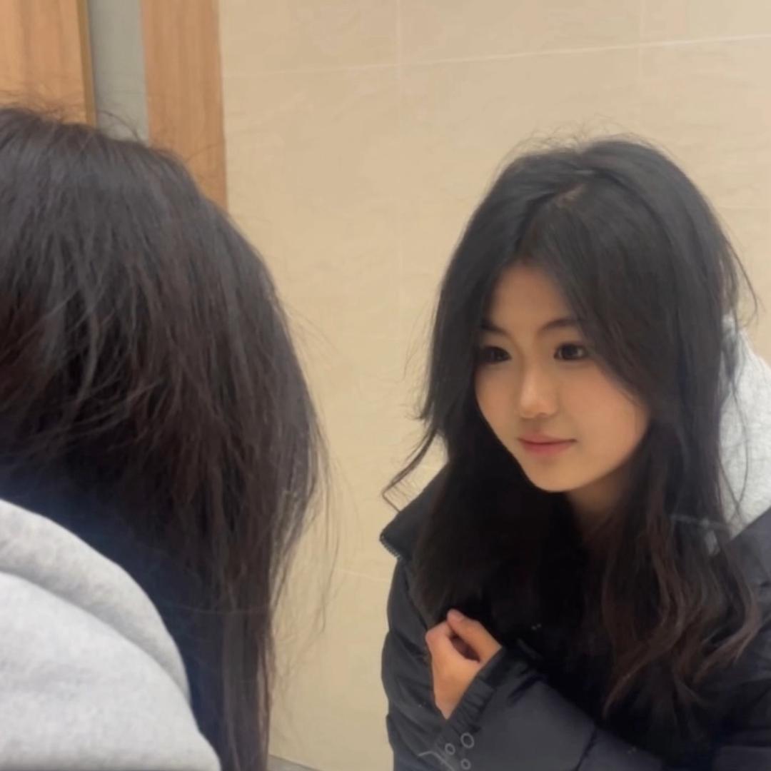 一吃脸就圆 ᯅ𝙞𝙞