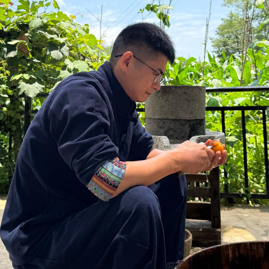 阿周闲不住
