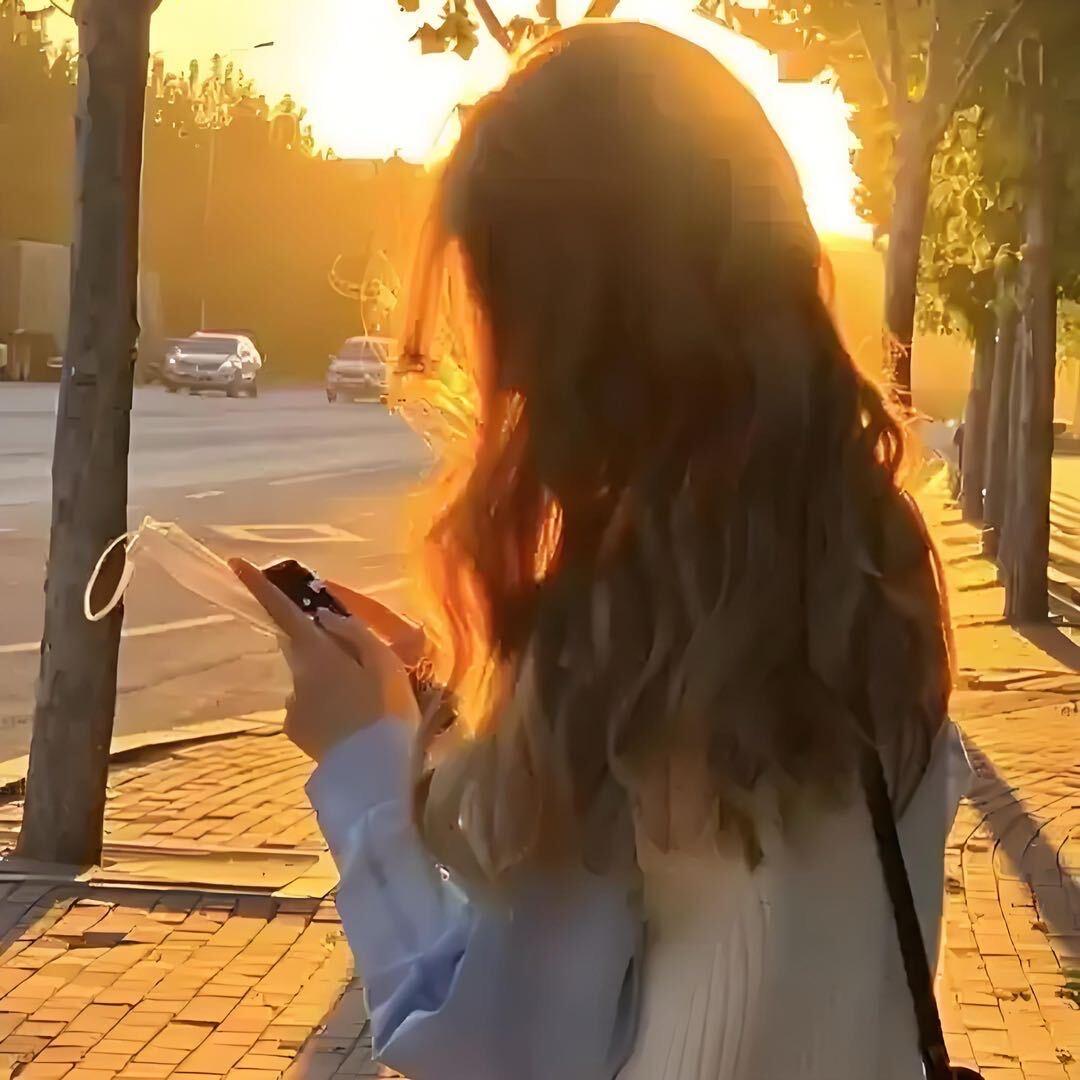 👧🏻只有一点甜