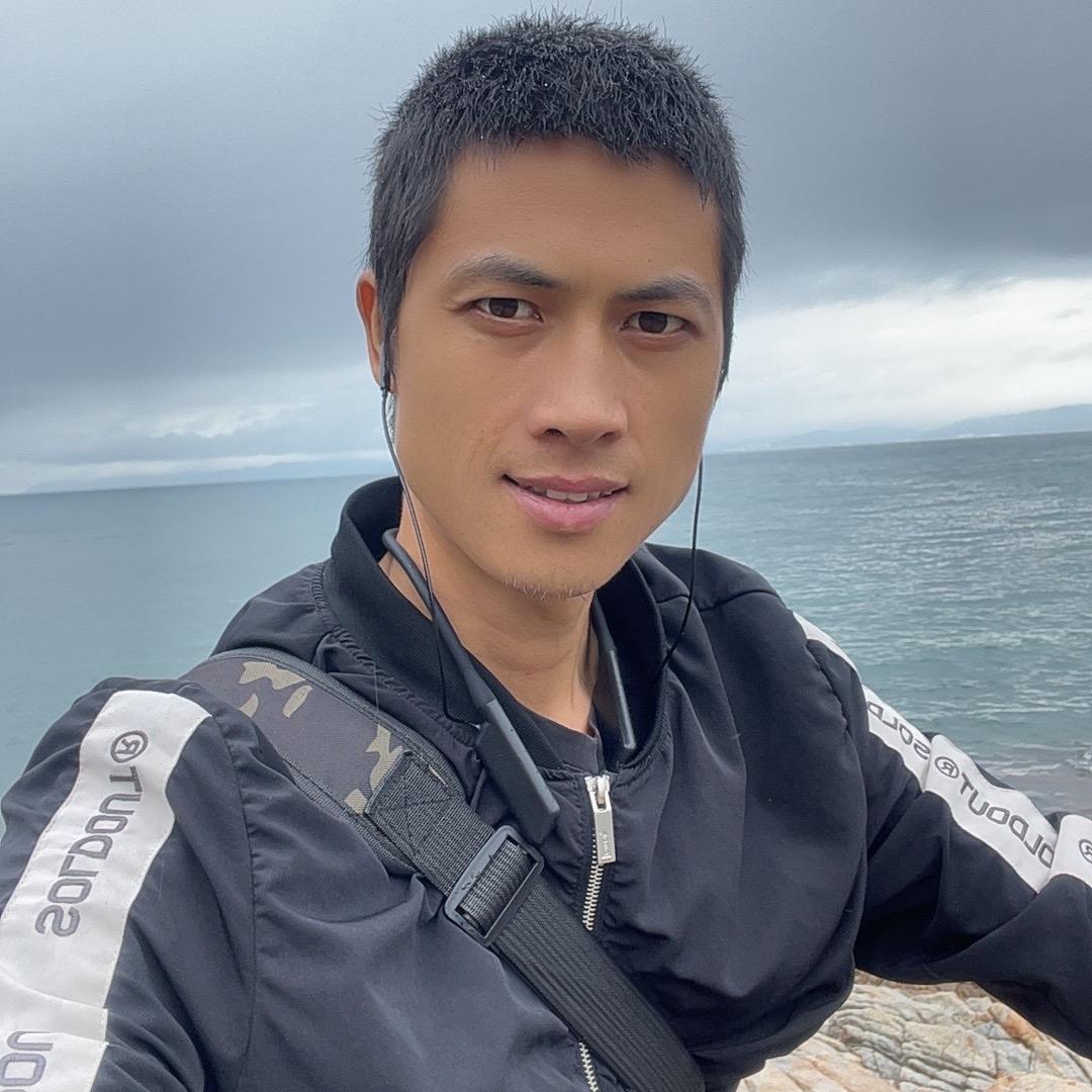 迪兴豪