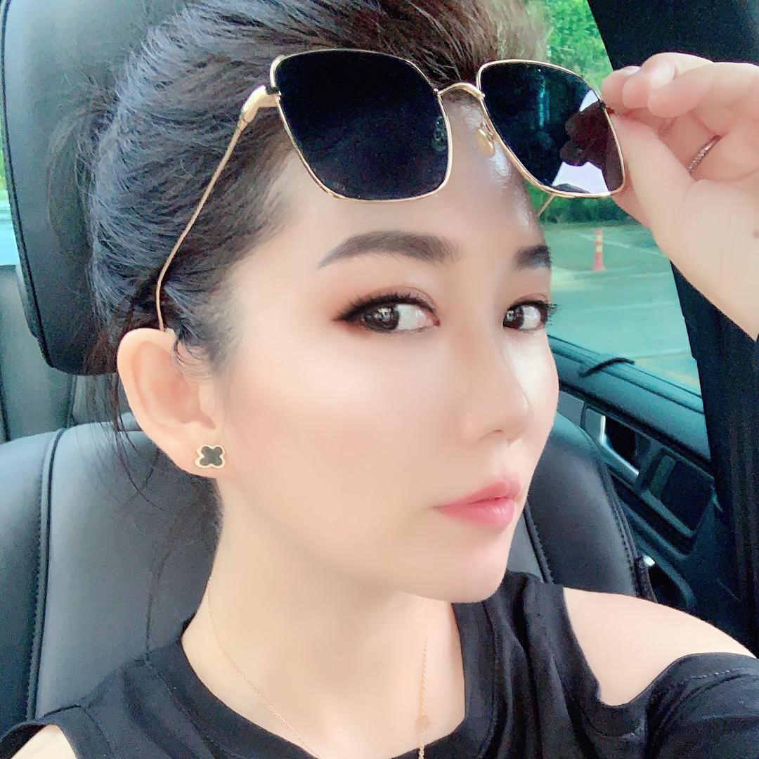 小酒窝