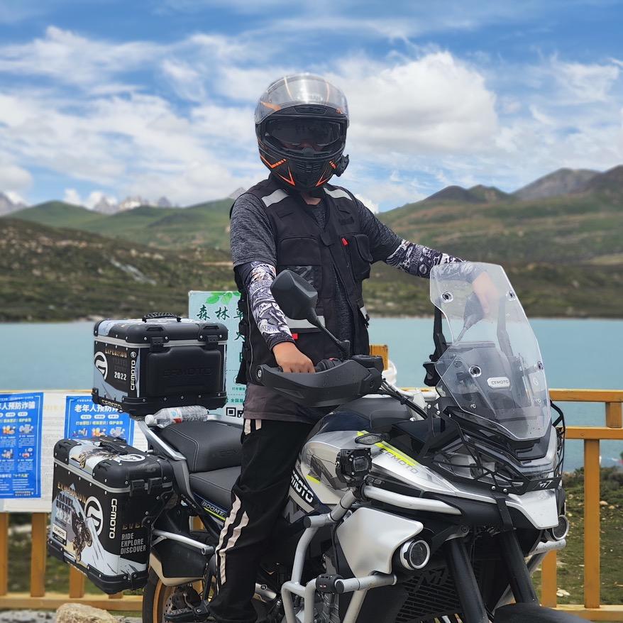 小振伟（宾川振伟大排机车）