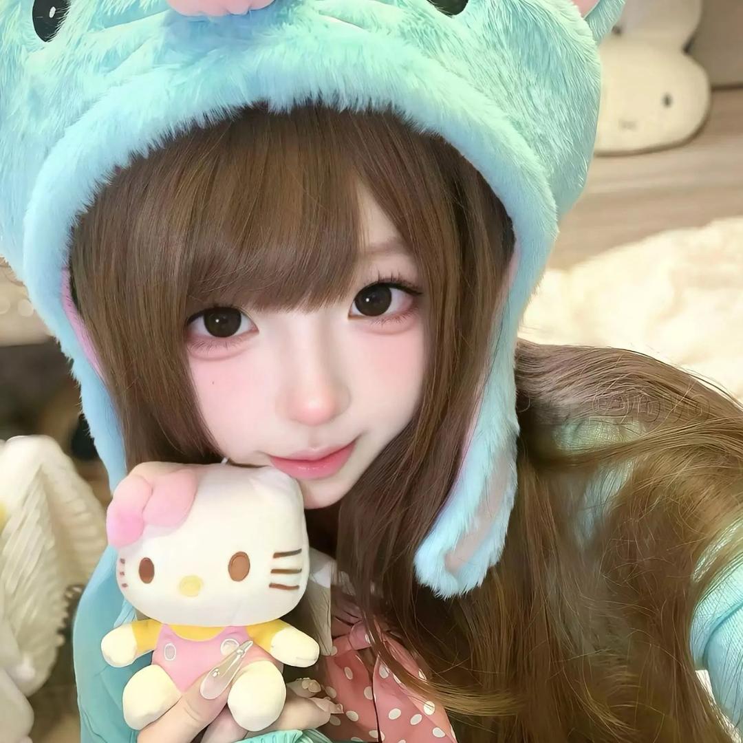 YEE's cat