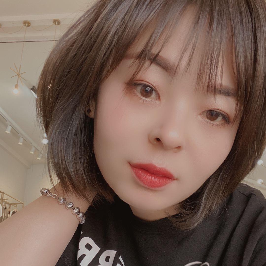 小魏（橱窗有日常自己用的好物分享）