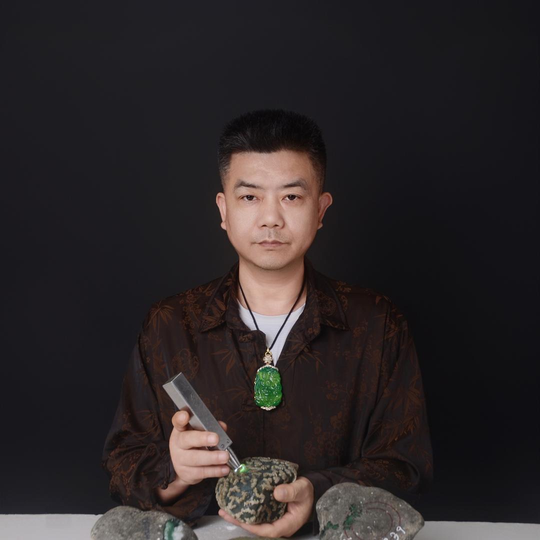 翡翠人老项