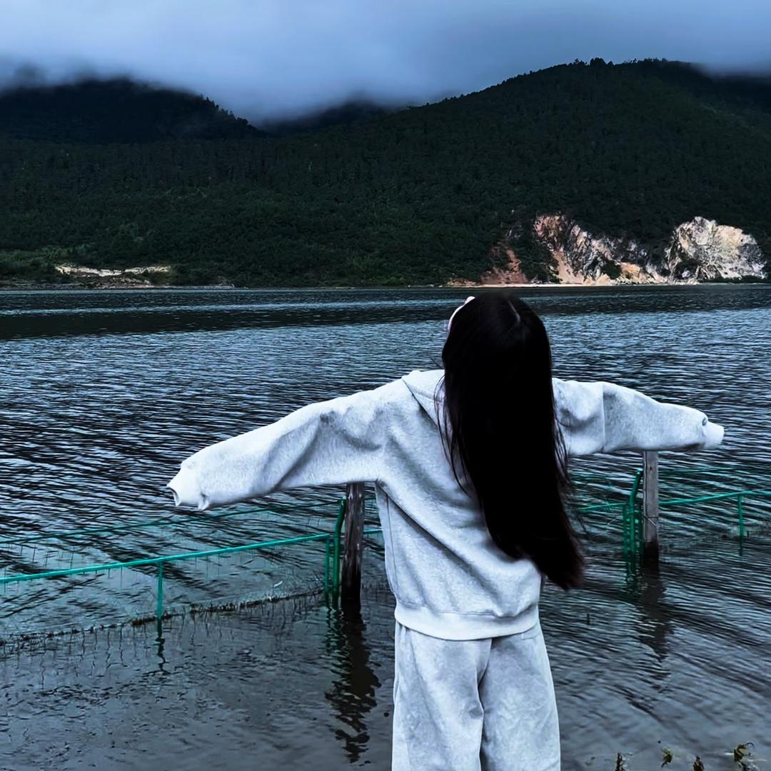 🦢