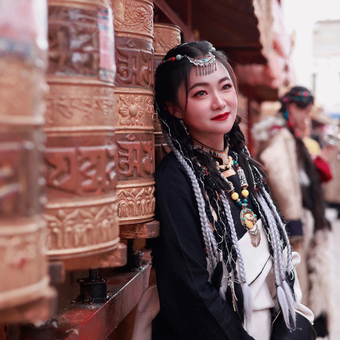 导游蒙蒙（旅游拼团）